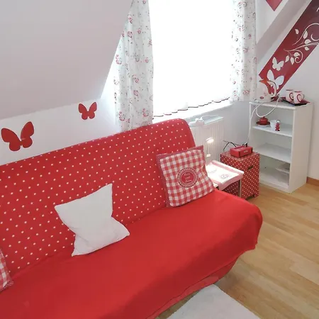 Apartment Comfortable Close To The Sea