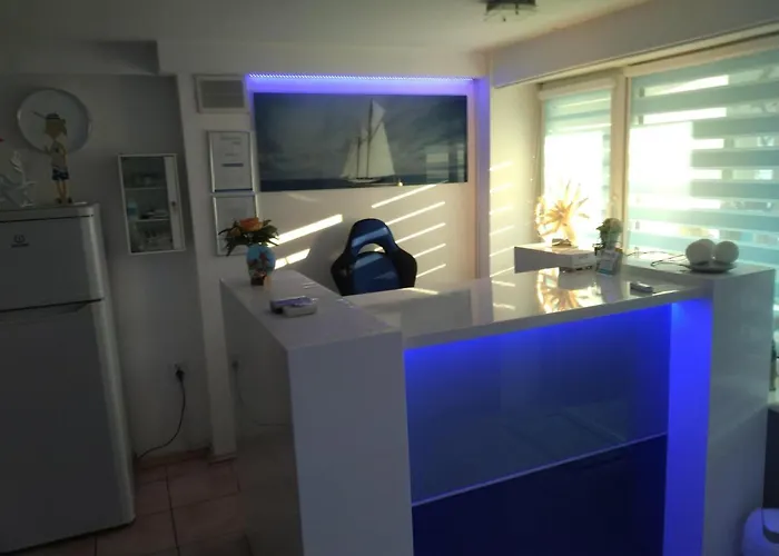 In Near & Lagoon Dziwnówek